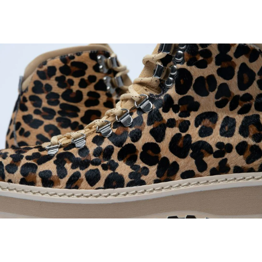 HIKING CORE PONY HAIR SHEARLING LINED W - LEO - Image 4