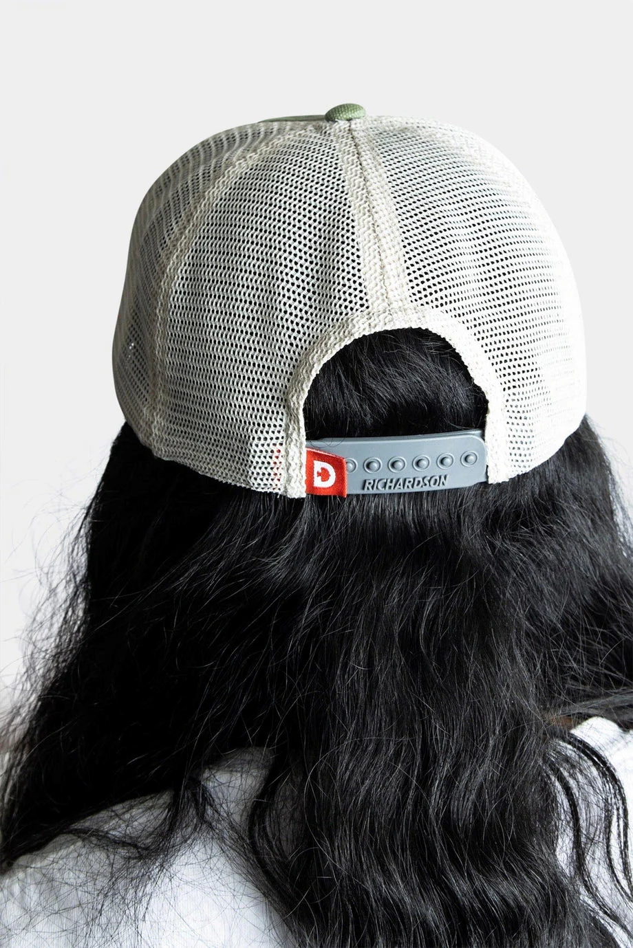 TRUCKER HAT - LIGHT OLIVE - Image 3
